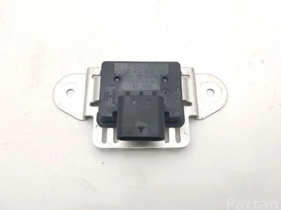 Porsche 991.606.630.01 / 99160663001 CAYMAN (981) 2014 Sensor, exterior temperature