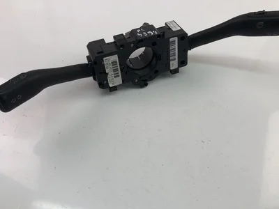 Volkswagen 8L0953513G PASSAT (3B3) 2004 Steering column switch