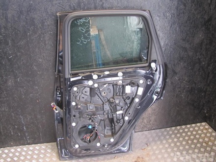 PORSCHE CAYENNE (92A) 2012 Door Right Rear