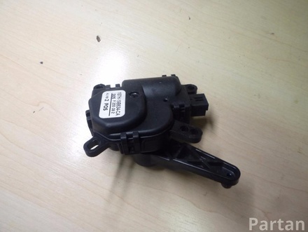 FORD 1S7H-19B634-CA / 1S7H19B634CA FIESTA VI 2009 Adjustment motor for regulating flap