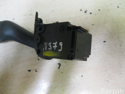 SEAT 4E0 953 521 B / 4E0953521B EXEO (3R2) 2010 Switch for cruise control system