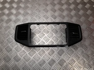 Volkswagen 2H6 858 071 A / 2H6858071A AMAROK Platform/Chassis (S1B) 2017 Air vent Central