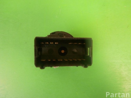 AUDI 8E0 941 531 C / 8E0941531C A4 (8EC, B7) 2005 Light switch