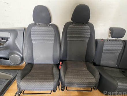 TOYOTA YARIS (_P13_) 2016 Set of seats Door trim panel