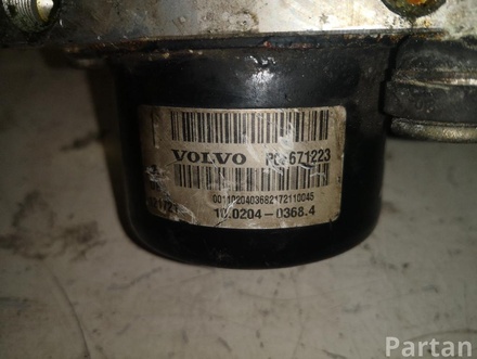 VOLVO P08671223 S60 I 2005 Control unit ABS Hydraulic 