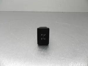 Toyota 15C073 LAND CRUISER (_J15_) 2016 Button for differential lock