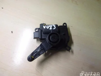 Ford 1S7H-19B634-CA / 1S7H19B634CA FIESTA VI 2009 Adjustment motor for regulating flap