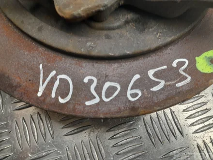 Mercedes-Benz A4473570106 VITO Kasten (W447) 2018 Radlagergehäuse hinten rechts
