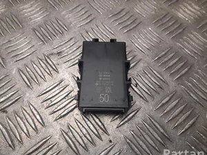 Lexus 89111-76010 / 8911176010 UX (ZA10) 2019 Diagnose-Interface für Datenbus Gateway
