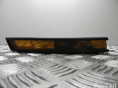 Volkswagen 3C0 953 042 C, 3C0 807 718 / 3C0953042C, 3C0807718 PASSAT Variant (3C5) 2006 Turn indicator lamp Right