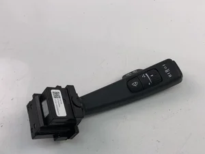Volvo 31456042 V40 Hatchback 2017 Steering column multi-switch
