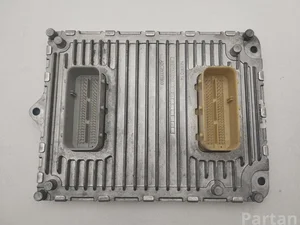 Chrysler 68330922AB, A2C7577040200 Pacifica 2018 Control unit for engine