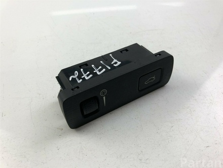 VOLVO P31443873 V90 II 2017 Switch module for seat