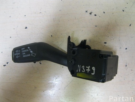 SEAT 4E0 953 521 B / 4E0953521B EXEO (3R2) 2010 Switch for cruise control system