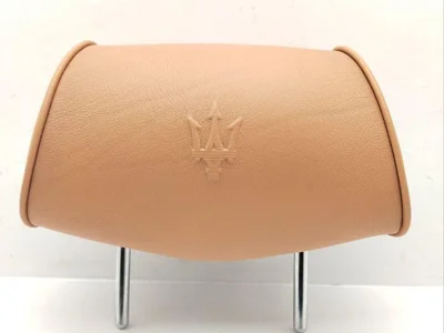 Maserati QUATTROPORTE V 2010 Headrest