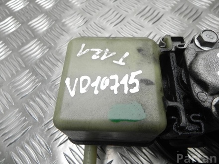 MAZDA 6Y21089 6 Station Wagon (GY) 2007 Power Steering Pump