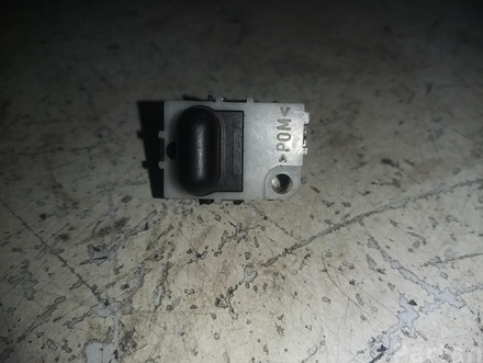 AUDI 4D0 907 539 / 4D0907539 A8 (4D2, 4D8) 1996 Sensor, exterior temperature