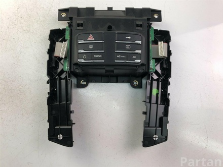 PORSCHE 7P5907040R CAYENNE (92A) 2011 Center console