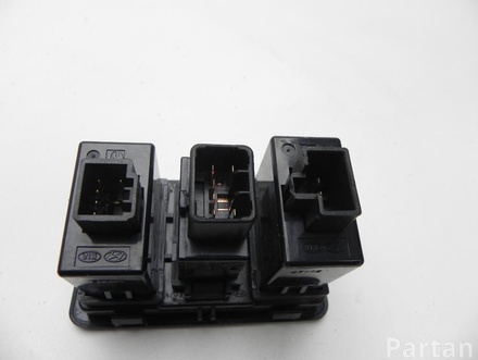 HYUNDAI 93700-1J750RY / 937001J750RY i20 (PB, PBT) 2010 Multiple switch