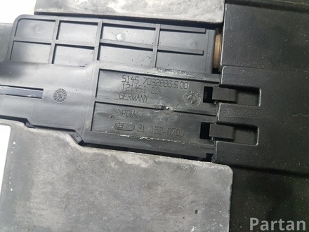 BMW 12145100 7 (E65, E66, E67) 2003 Storage bin center console