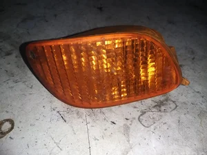 Ford XS4X 13369 A / XS4X13369A FOCUS sedan (DFW) 2000 Kierunkowskaz z prawej