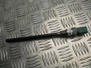 Peugeot 96546136 308 SW II 2014 Oil Pressure Switch