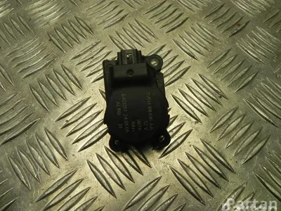 Ford 3M5H-19E616-AA / 3M5H19E616AA FOCUS II (DA_, HCP) 2007 Adjustment motor for regulating flap
