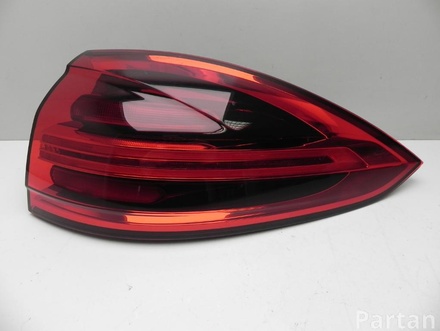 PORSCHE 7P5 945 208 R / 7P5945208R CAYENNE (92A) 2016 Taillight Right