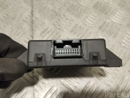 Porsche 7PP907530P CAYENNE (92A) 2013 Diagnosis interface for data bus (gateway)