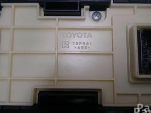 Lexus 75F941 IS III (_E3_) 2014 Multiple switch