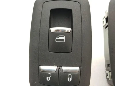 Maserati 670025405 LEVANTE 2017 Switch for electric windows