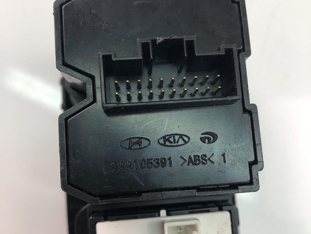 KIA 299105391 RIO III (UB) 2014 Multiple switch