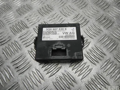 Volkswagen 3Q0 907 530 E / 3Q0907530E TOURAN (5T1) 2017 Diagnosis interface for data bus (gateway)