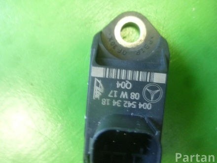 MERCEDES-BENZ A 004 542 34 18 / A0045423418 S-CLASS Coupe (C216) 2007 Engine speed sensor (rpm)