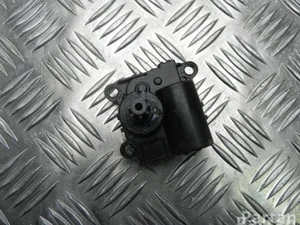Kia D332-JY9AA05 / D332JY9AA05 SPORTAGE (SL) 2015 Adjustment motor for regulating flap