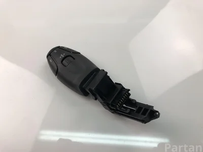 Citroën 96666836XT C3 II 2012 Steering column multi-switch