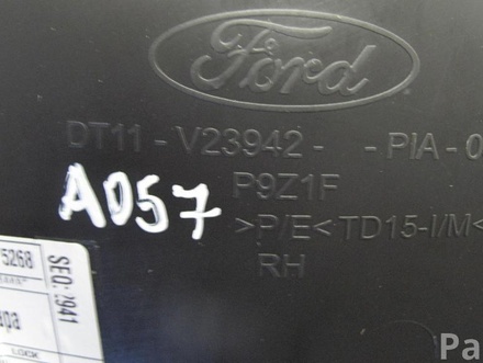 FORD DT11-V23942 / DT11V23942 TRANSIT CONNECT Kombi 2015 Tuerverkleidung rechts vorne