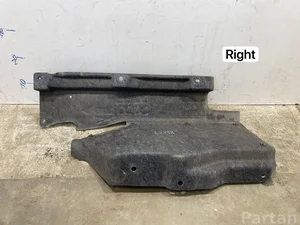 Chrysler Pacifica 2018 Engine under tray