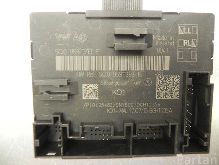 SKODA 5Q0 959 393 E, 5Q0 959 393 B / 5Q0959393E, 5Q0959393B SUPERB III (3V3) 2016 Control unit for door