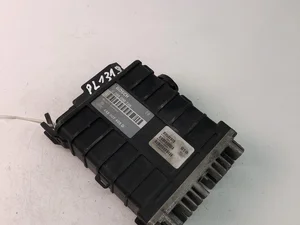 Volkswagen 443907403G; 0280000739 / 443907403G, 0280000739 GOLF III (1H1) 1994 Control unit for engine