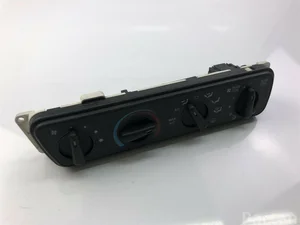 Ford  2LPC3360 / 2LPC3360 ESCORT '95 Box (AVL) 1998 Automatic air conditioning control