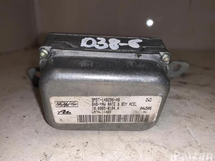 Volvo 3m5t-14b296-ab / 3m5t14b296ab V50 (MW) 2005 Button for electronic stability program