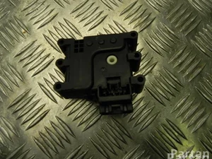 Mazda 0W08B CX-7 (ER) 2010 Adjustment motor for regulating flap