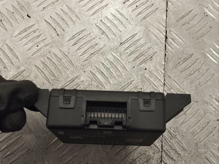Porsche 7PP907530N CAYENNE (92A) 2012 Diagnosis interface for data bus (gateway)