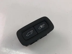 Volvo 31674801 XC40 2021 Boot lid/tailgate button