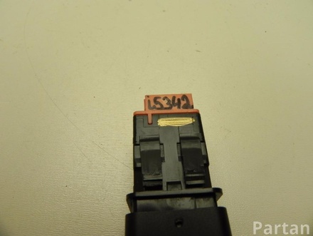 CITROËN 96664235XT C4 II (B7) 2011 Pushbutton for tank flap actuation