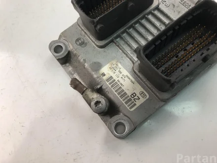 Opel 0261206074 CORSA C (F08, F68) 2008 Control unit for engine